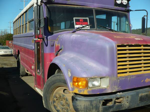 90s model school bus diesel with auto Motor home potential - cars & for sale in Riddle, OR