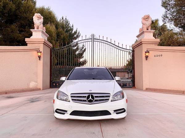 2011 Mercedes Benz C300 Luxury EXCELLENT CONDITION for sale in Las Vegas, NV – photo 2