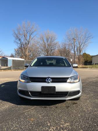 2014 Volkswagen Jetta SE - cars & trucks - by owner - vehicle... for sale in Cottage Grove, WI – photo 8
