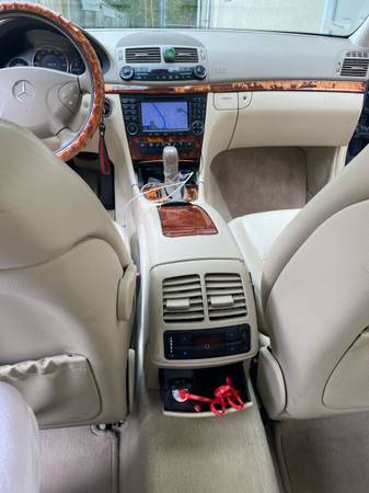 Immaculate 2005 Mercedes E500 4matic - cars & trucks - by owner -... for sale in Wayne, NJ – photo 6