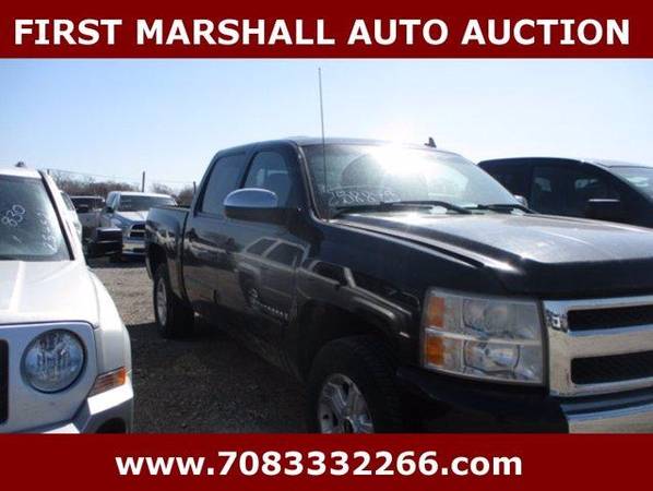 2008 Chevrolet Chevy Silverado 1500 LT w/1LT - Auction Pricing - cars for sale in Harvey, IL – photo 2