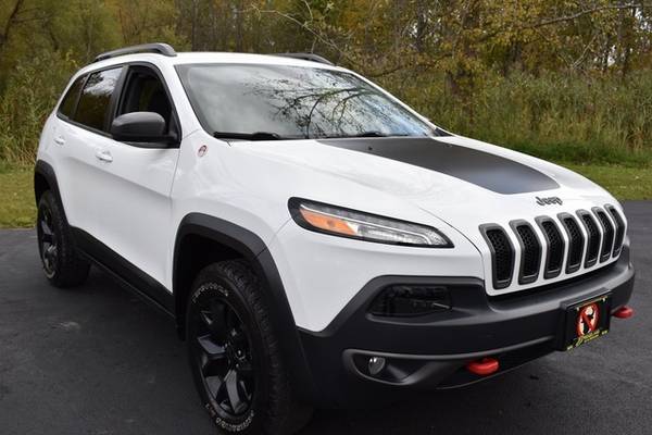 2016 Jeep Cherokee brown for sale in Watertown, NY – photo 2