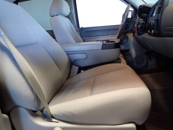 2013 Chevrolet Silverado 1500 4WD Crew Cab 143.5 LT, Red for sale in Gretna, NE – photo 15