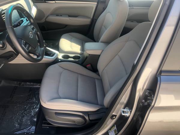 2018 HYUNDAI ELANTRA VALUE EDITION (ONE OWNER 11,000 MILES)SJ for sale in Raleigh, NC – photo 16
