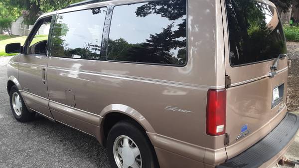 2000 Chevy Astro mini van for sale in South Bend, IN
