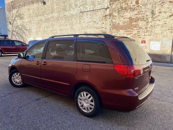 2008 Toyota Sienna - - cars & trucks - by dealer - vehicle... for sale in Fort Collins, WY – photo 5