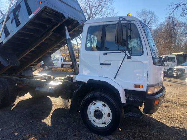 2000 Nissan ud 3300 dump for sale in NY, NY – photo 10