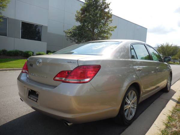2006 Toyota Avalon Limited - cars & trucks - by owner - vehicle... for sale in Bartlett, IL – photo 11