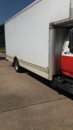 1995 Uhaul 24 box truck for sale in Red Oak, TX – photo 3