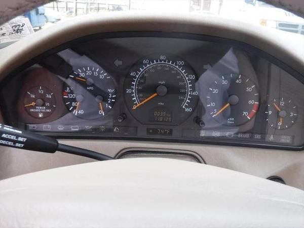 1998 Mercedes-Benz SL-Class - - by dealer - vehicle for sale in Arlington, District Of Columbia – photo 14