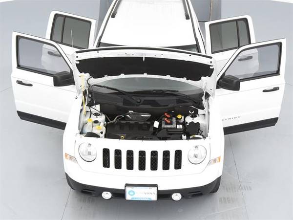 2016 Jeep Patriot Sport SUV 4D suv White - FINANCE ONLINE for sale in Atlanta, FL – photo 4