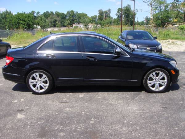 2008 Mercedes C300 w/ Luxury Package only 119k mile Pristine Condition for sale in Jeffersonville, KY – photo 6