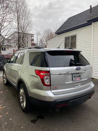 2011 Ford Explorer 4x4 3.5l V6 SUPER PRICE!! Only - cars & trucks -... for sale in Manchester, NH – photo 7