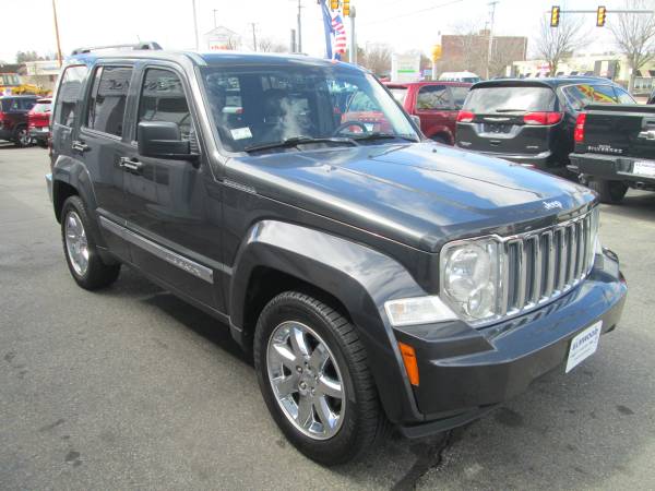 2010 JEEP LIBERTY LIMITED V6 4X4 ONLY 120025 MILES VERY NICE - cars for sale in East Providence, RI – photo 7