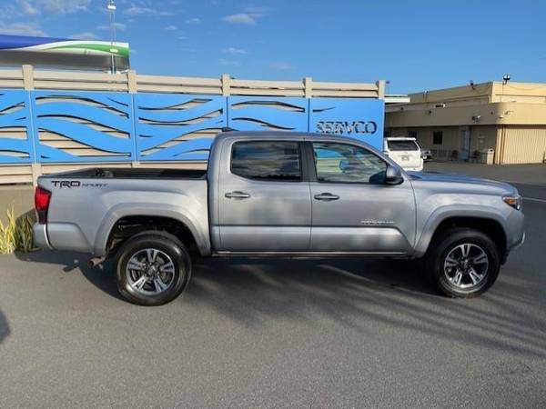 2018 Toyota Tacoma - - by dealer - vehicle for sale in Honolulu, HI – photo 12