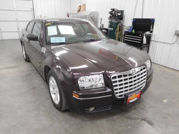 2005 CHRYSLER 300 - cars & trucks - by dealer - vehicle automotive... for sale in Sioux Falls, SD – photo 2