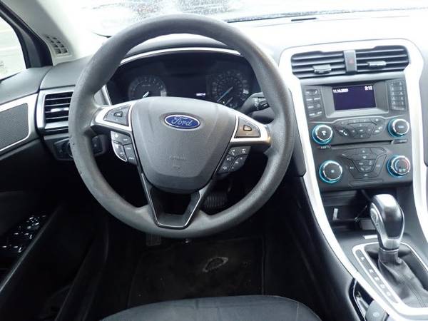2013 Ford Fusion SE - cars & trucks - by dealer - vehicle automotive... for sale in Portland, OR – photo 11