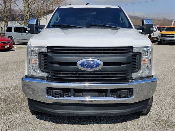 2019 Ford F-250SD XL - - by dealer - vehicle for sale in Chillicothe, WV – photo 2