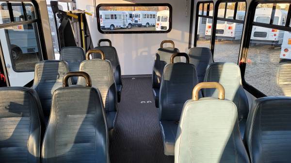 2012 CHEVROLET 14 PASENGER SHUTTLE BUS 1OWNER NO CDL FREE SHIP... for sale in Jonesboro, District Of Columbia – photo 2