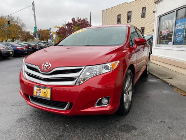 2014 Toyota Venza Xle V6 - cars & trucks - by owner - vehicle... for sale in Albany, NY – photo 2