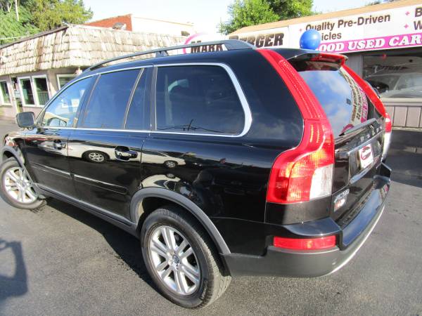 *LUXURY*SAFETY*RELIABILITY* 2010 VOLVO XC90 ALL WHEEL DRIVE, 3RD ROW... for sale in rockford, IA – photo 4