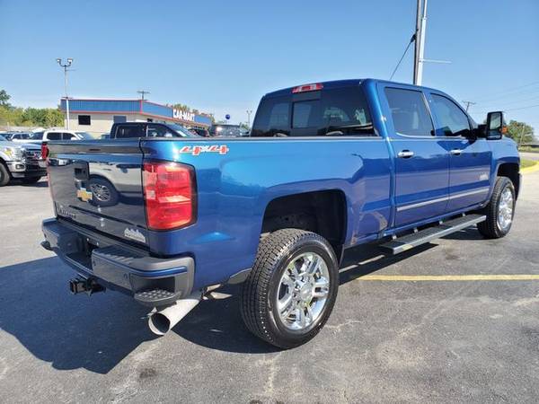 2016 Chevrolet Silverado 2500 HD Crew Cab 4WD High Country Pickup 4D 6 for sale in Harrisonville, MO – photo 15