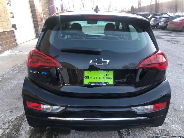 2021 Chevrolet Bolt EV LT one owner fully loaded for sale in Minnetonka, MN – photo 5