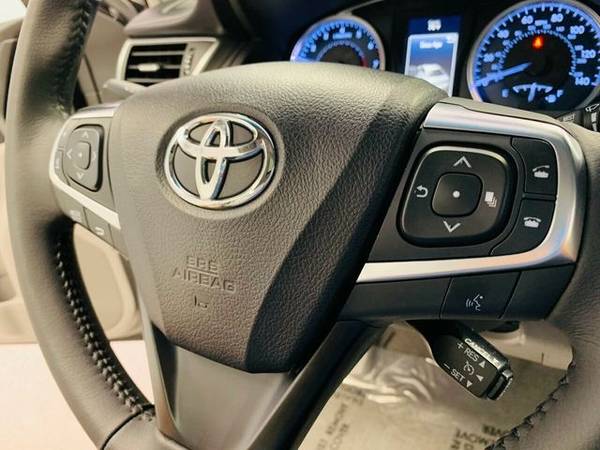 2016 Toyota Camry XLE - cars & trucks - by dealer - vehicle... for sale in Streamwood, WI – photo 24
