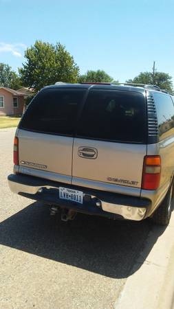 2001 Chevrolet Suburban Lt 3rd row - cars & trucks - by owner -... for sale in McKinney, TX – photo 2