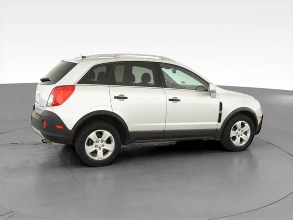 2014 Chevy Chevrolet Captiva Sport LS Sport Utility 4D suv Silver -... for sale in Las Vegas, NV – photo 12