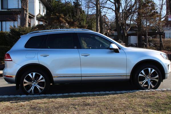 2017 Volkswagen Touareg V6 Wolfsburg Edition - cars & trucks - by... for sale in Great Neck, CT – photo 10