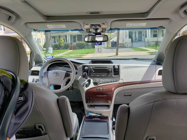 Toyota Sienna XLE with only 70k miles for sale in Other, CT – photo 12