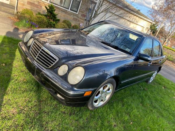 Mercedes Benz E320 4MATIC 2002 for sale in Rochester , NY – photo 2