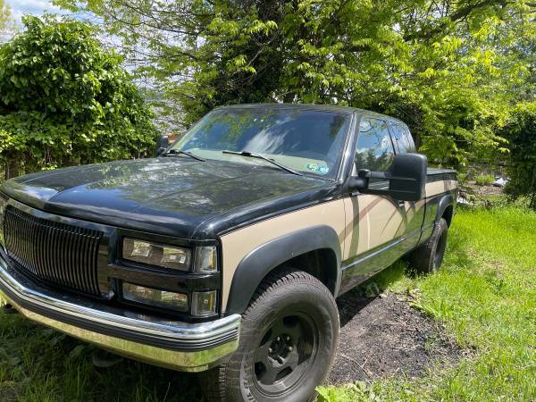 97 Chevy Silverado 1500 4x4 118k Truck is Strong enough to tow or for sale in Pittsburgh, PA – photo 2