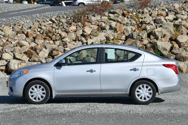 2012 *Nissan* *Versa* *SV* - cars & trucks - by dealer - vehicle... for sale in Naugatuck, CT – photo 2