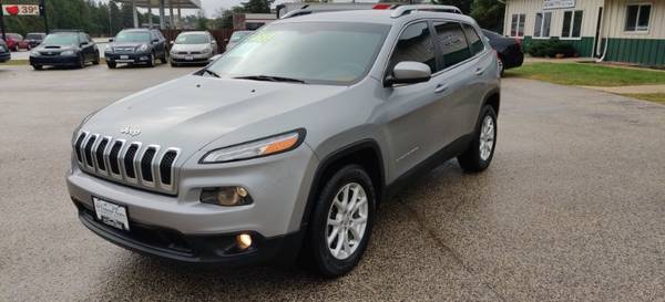 2015 Jeep Cherokee 4WD 4dr Latitude - cars & trucks - by dealer -... for sale in Oconomowoc, WI – photo 7