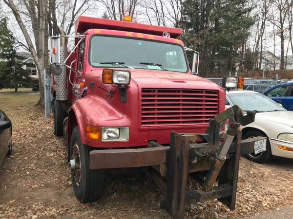 1997 International I4900 - cars & trucks - by owner - vehicle... for sale in Eau Claire, WI – photo 2