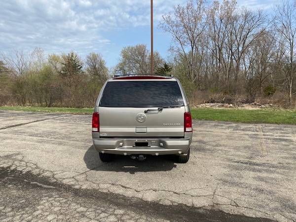 2002 Cadillac Escalade All Wheel Drive 1 OWNER NO ACCIDENTS - cars & for sale in Grand Blanc, MI – photo 6