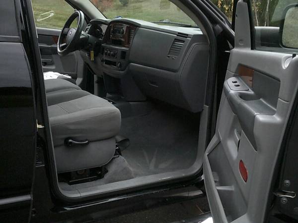 ** 2006 DODGE RAM 3500 CUMMINS DIESEL MEGA CAB LIFTED TEXAS TRUCK ** for sale in Plaistow, MA – photo 13