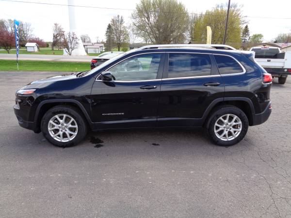 2014 Jeep Cherokee Latitude 4X4 GREAT PRICE - - by for sale in Loyal, WI – photo 2