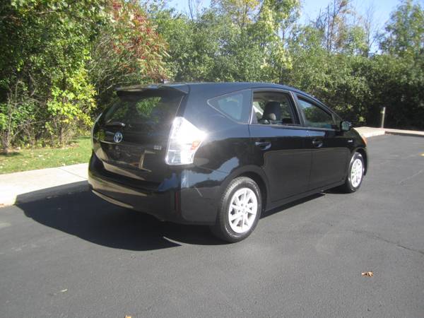 2012 Toyota Prius V Three NAVIGATION NEW TIRES - CLEAN!!! 1 OWNER!! for sale in Highland Park, TN – photo 7