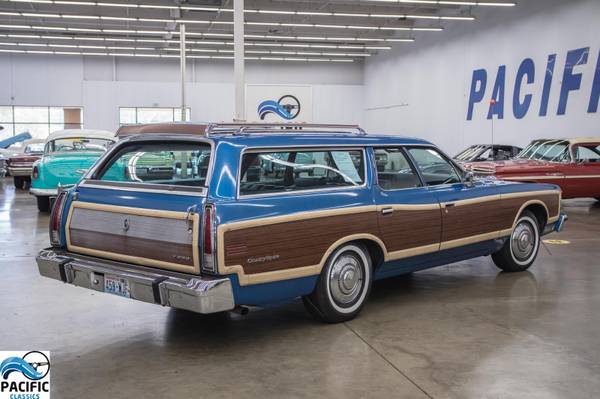 1973 Ford Country Squire - - by dealer - vehicle for sale in Mount Vernon, MI – photo 5