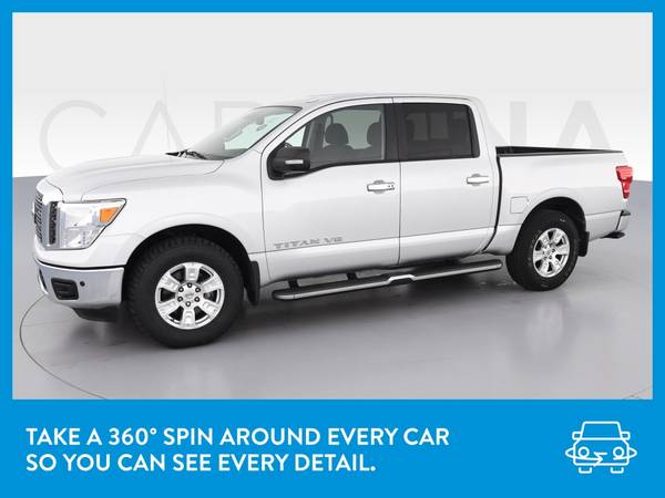 2018 Nissan Titan Crew Cab SV Pickup 4D 5 1/2 ft pickup Silver for sale in Washington, District Of Columbia – photo 3
