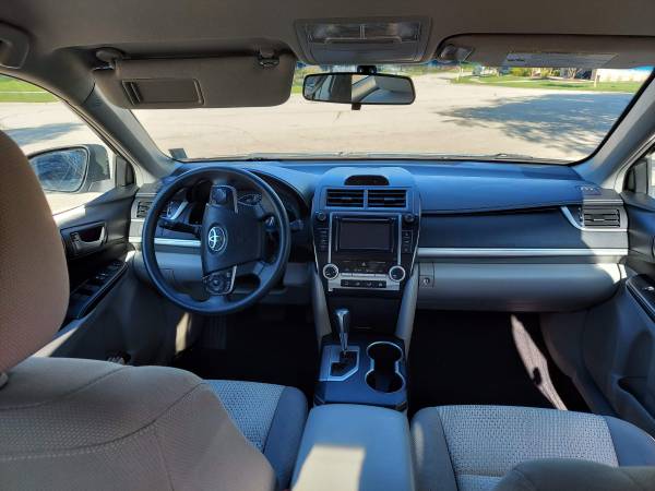 2014 Toyota Camry Low milage for sale in Orland Park, IL – photo 9