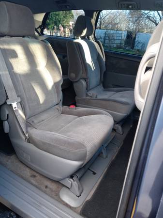 2008 Toyota sienna le - cars & trucks - by owner - vehicle... for sale in Brentwood, NY – photo 11