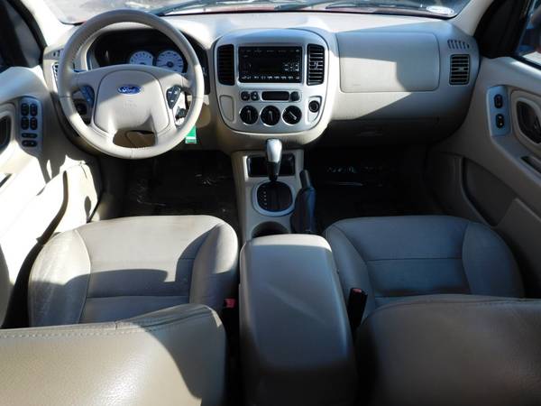 2007 FORD ESCAPE XLT V6 AUTO LOADED 157K $3995 - cars & trucks - by... for sale in Rush City, MN – photo 6