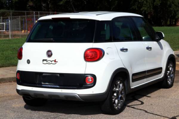 2014,Fiat 500L,Easy Hatchback, 4D. - cars & trucks - by owner -... for sale in Raleigh, NC – photo 6