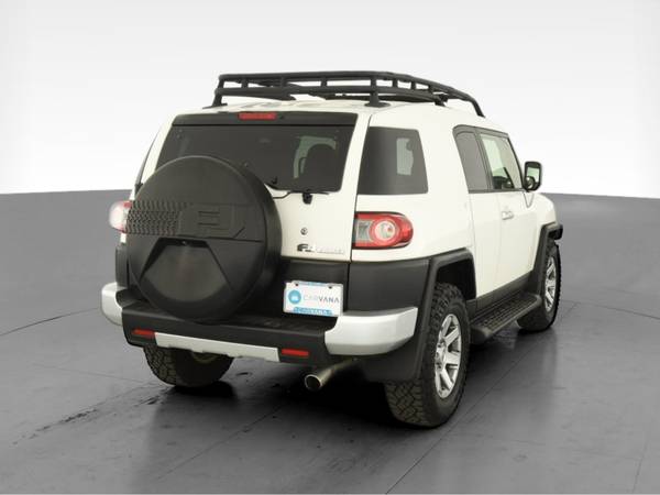 2014 Toyota FJ Cruiser Sport Utility 2D suv White - FINANCE ONLINE -... for sale in Brooklyn, NY – photo 10