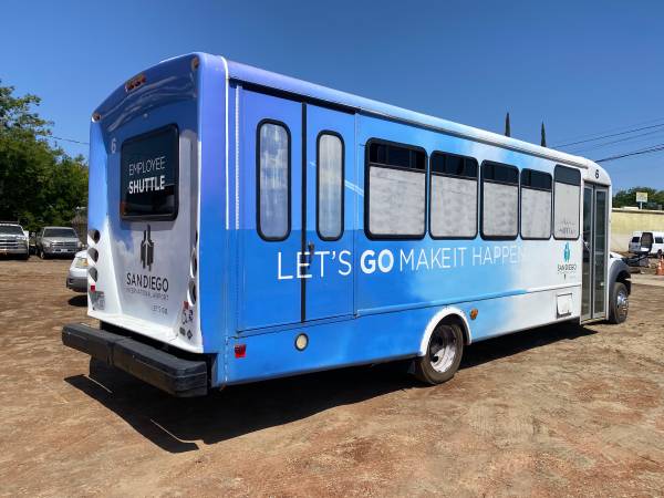 2015 Ford f550 30 passenger bus Propane for sale in Lodi , CA – photo 6
