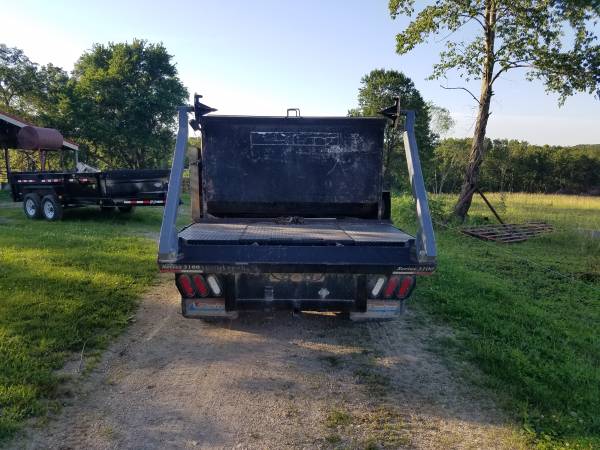 2006 3500 chevy with bale bed for sale in Otterville, MO – photo 4